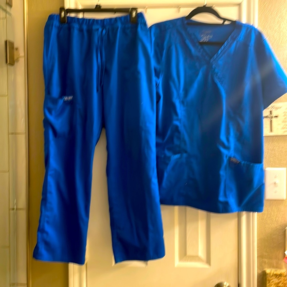 Cherokee royal blue petite scrubs size XL/XXL.